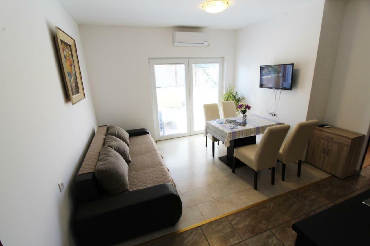 Guesthouse Sovlje Tribunj  Luaran gambar