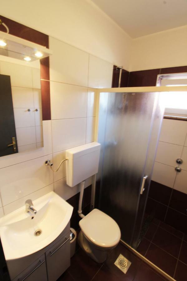 Guesthouse Sovlje Tribunj  Luaran gambar